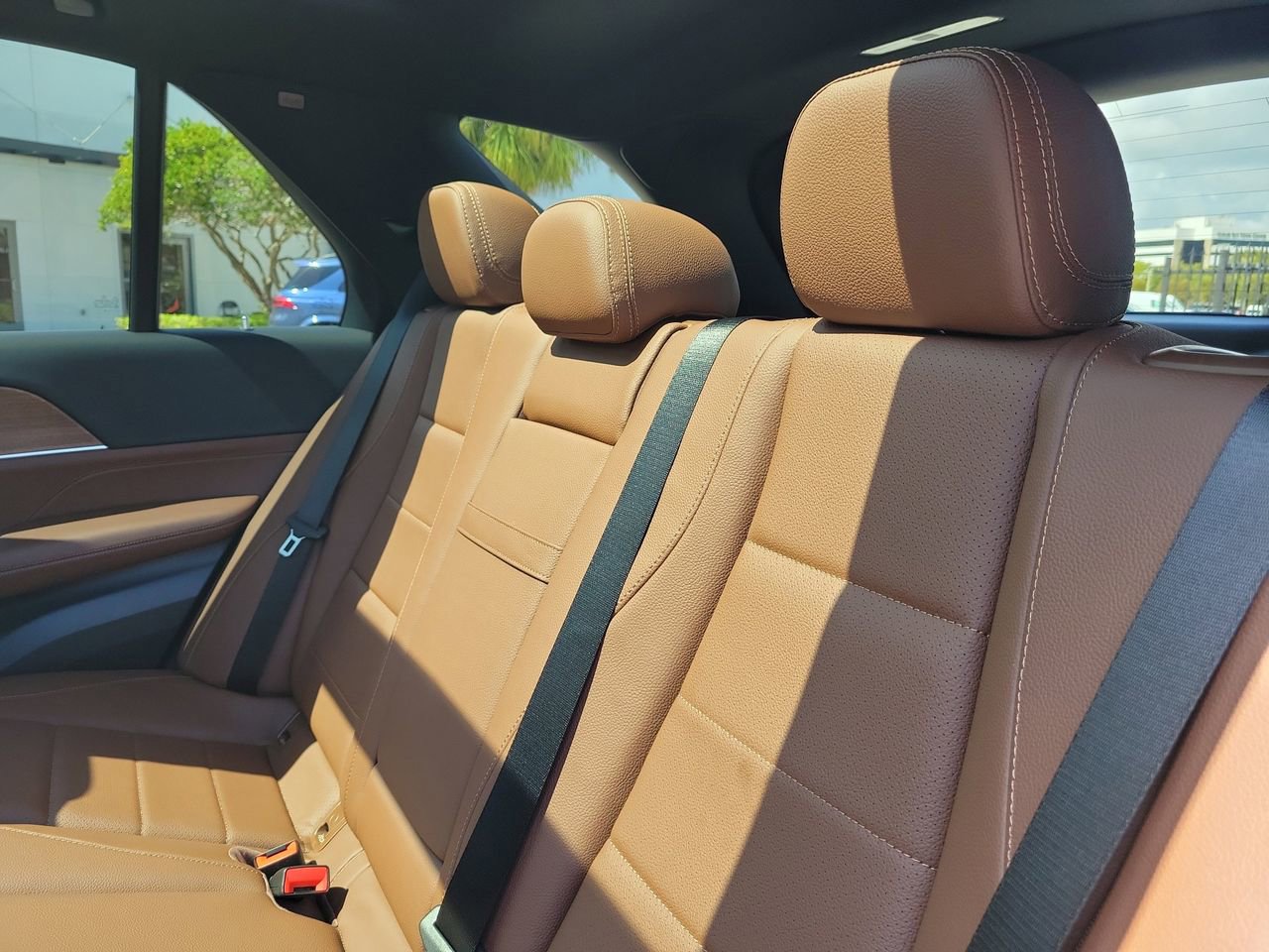 New 2026 Mercedes-Benz GLE 450e 4MATIC image 11