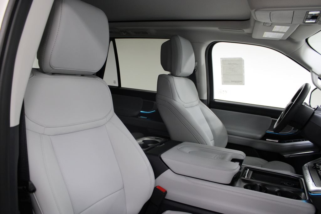 New 2027 Ford Expedition Platinum RWD image 23