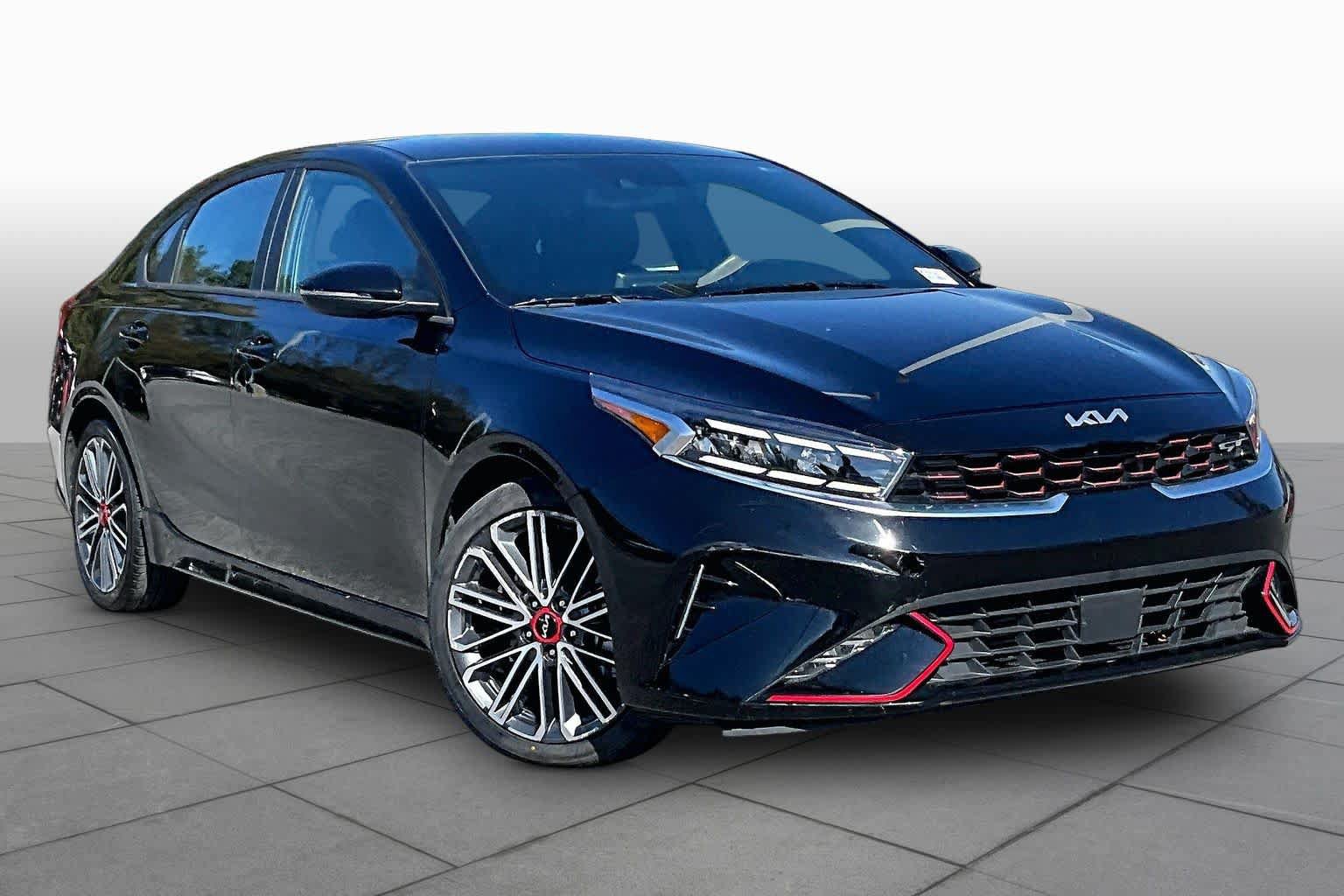 Used 2024 Kia Forte GT FWD image 2