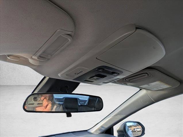 Used 2021 Toyota Camry SE image 14