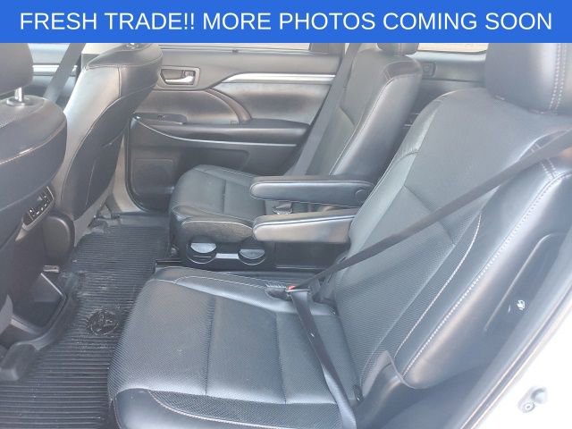 Used 2019 Toyota Highlander Limited image 11