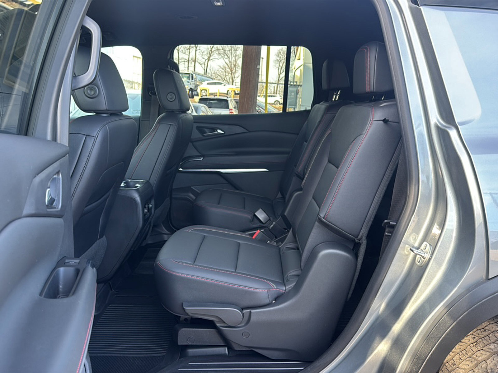 Used 2024 Chevrolet Traverse Z71 w/ LPO, Floor Liner Package image 21