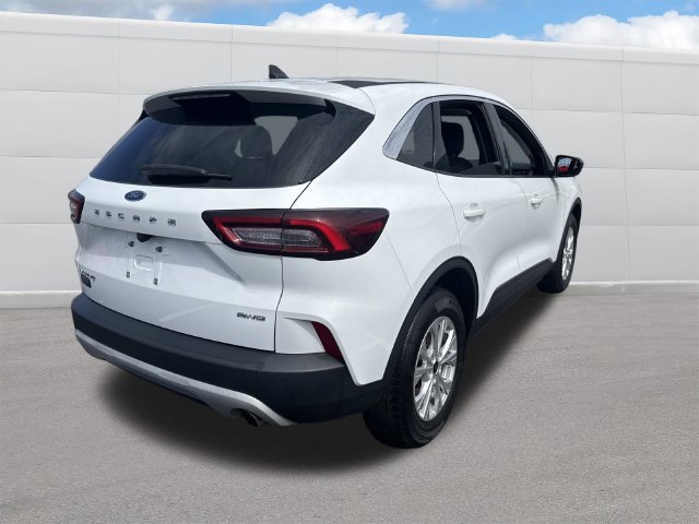 Used 2023 Ford Escape Active AWD/4WD image 11
