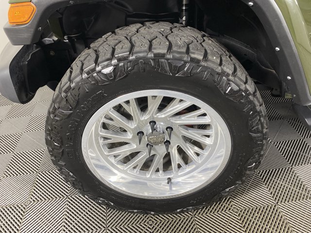 Used 2022 Jeep Gladiator Sport AWD/4WD image 14