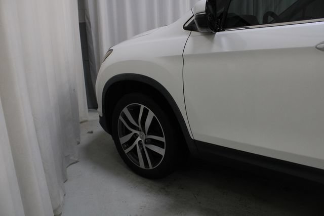 Used 2016 Honda Pilot Elite image 32