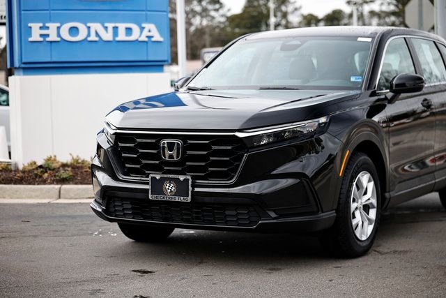 Used 2024 Honda CR-V LX image 2