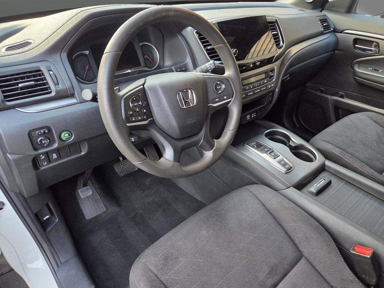 Used 2022 Honda Pilot Sport image 11