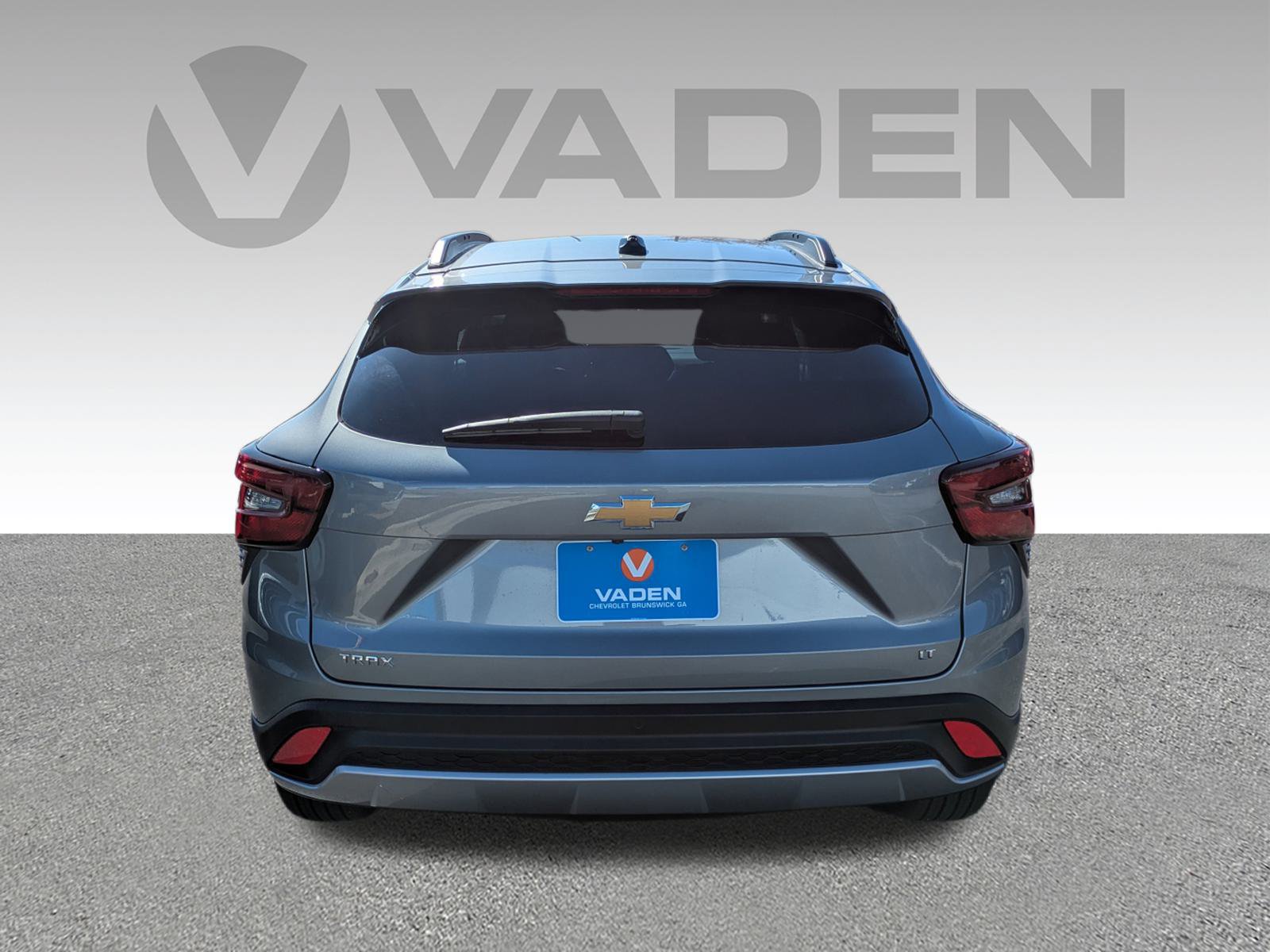 New 2025 Chevrolet Trax LT w/ Driver Confidence Package FWD image 27