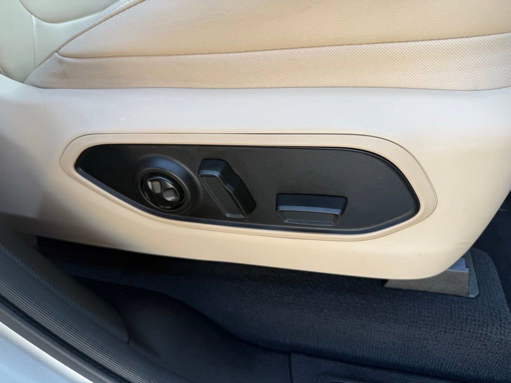 Used 2024 Jeep Grand Cherokee Limited 4xe image 24