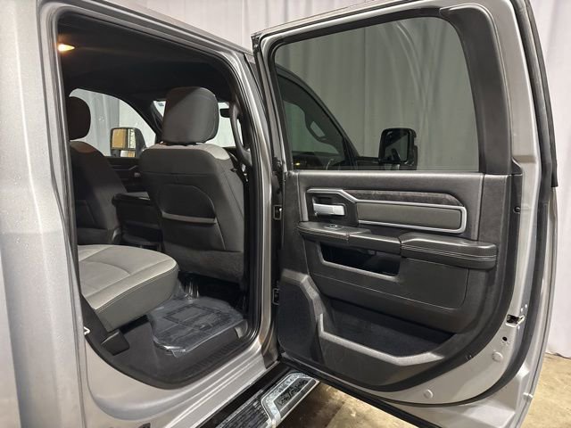 Used 2024 RAM 2500 Big Horn image 32