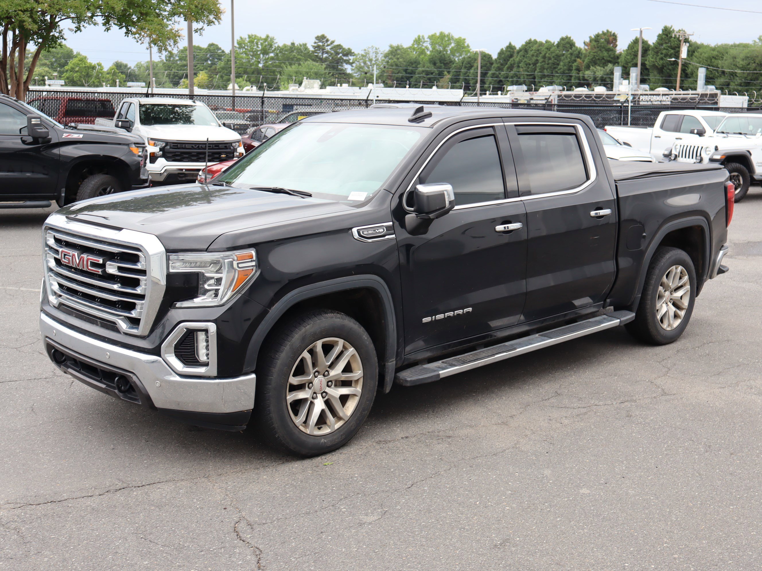 Used 2020 GMC Sierra 1500 SLT w/ SLT Premium Plus Package RWD image 5