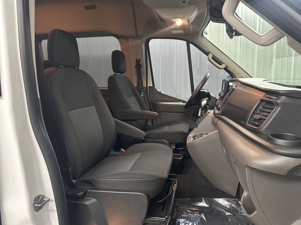 Used 2020 Ford Transit 350 XLT image 31