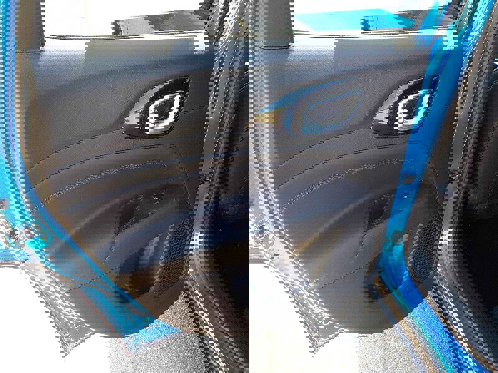 New 2025 Jeep Compass Latitude w/ Altitude Special Edition image 7