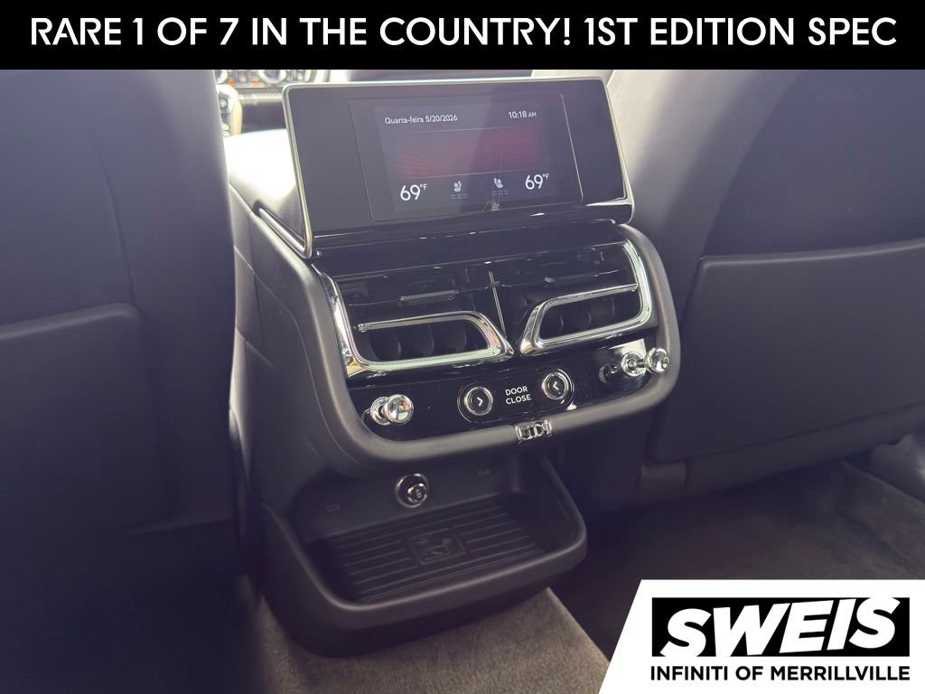 Used 2023 Bentley Bentayga Extended Wheelbase AWD/4WD image 41