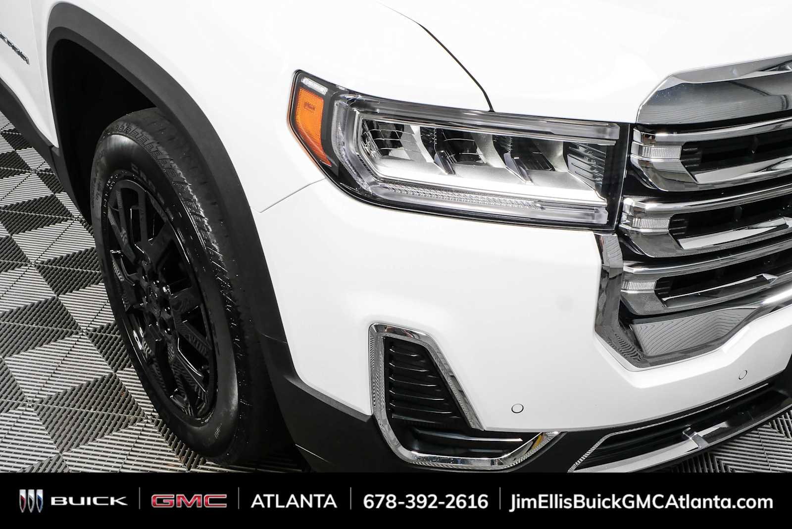 Used 2023 GMC Acadia SLE FWD image 35