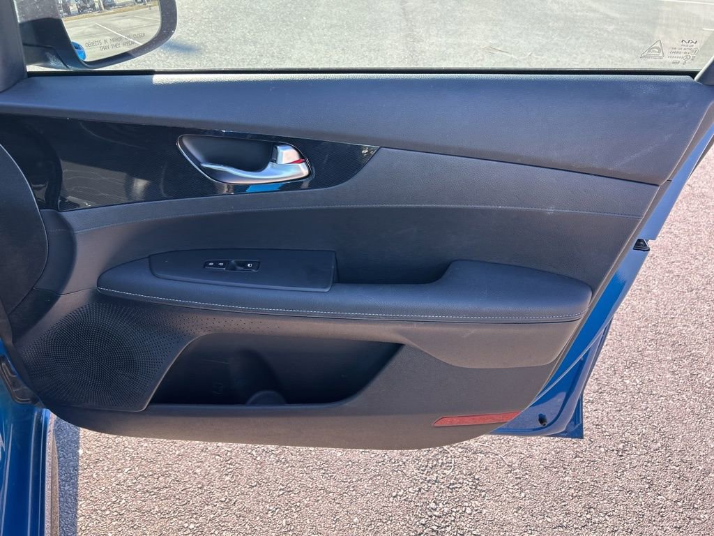 Used 2023 Kia Forte GT-Line image 42