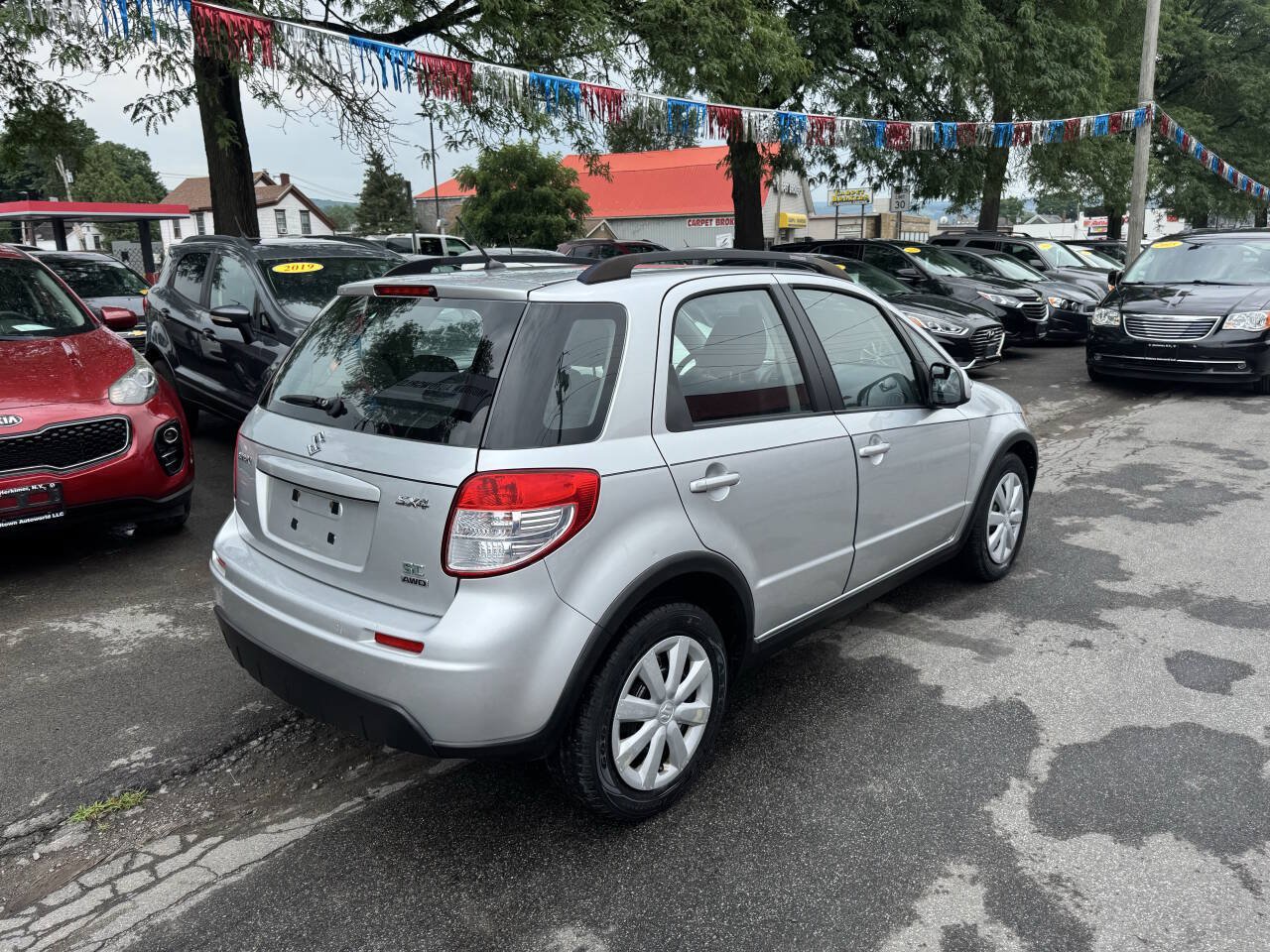 Used 2010 Suzuki SX4 AWD Hatchback image 6