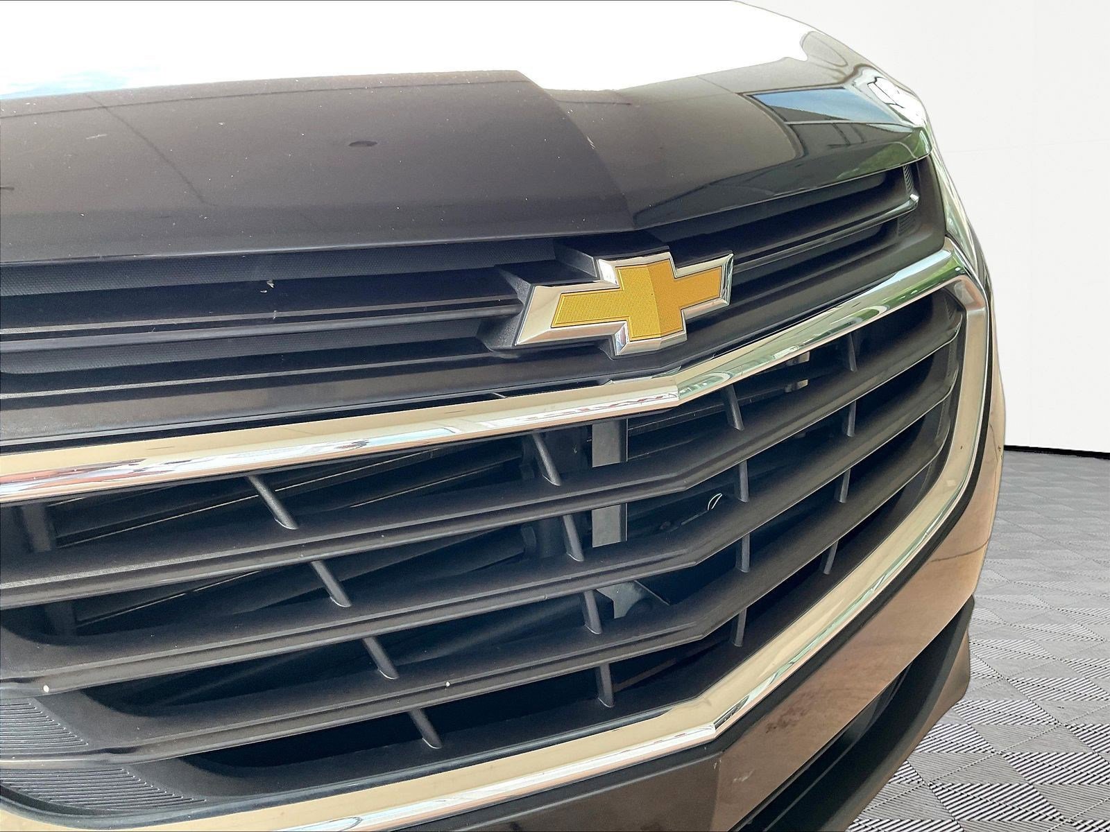 Used 2018 Chevrolet Equinox LT FWD image 30