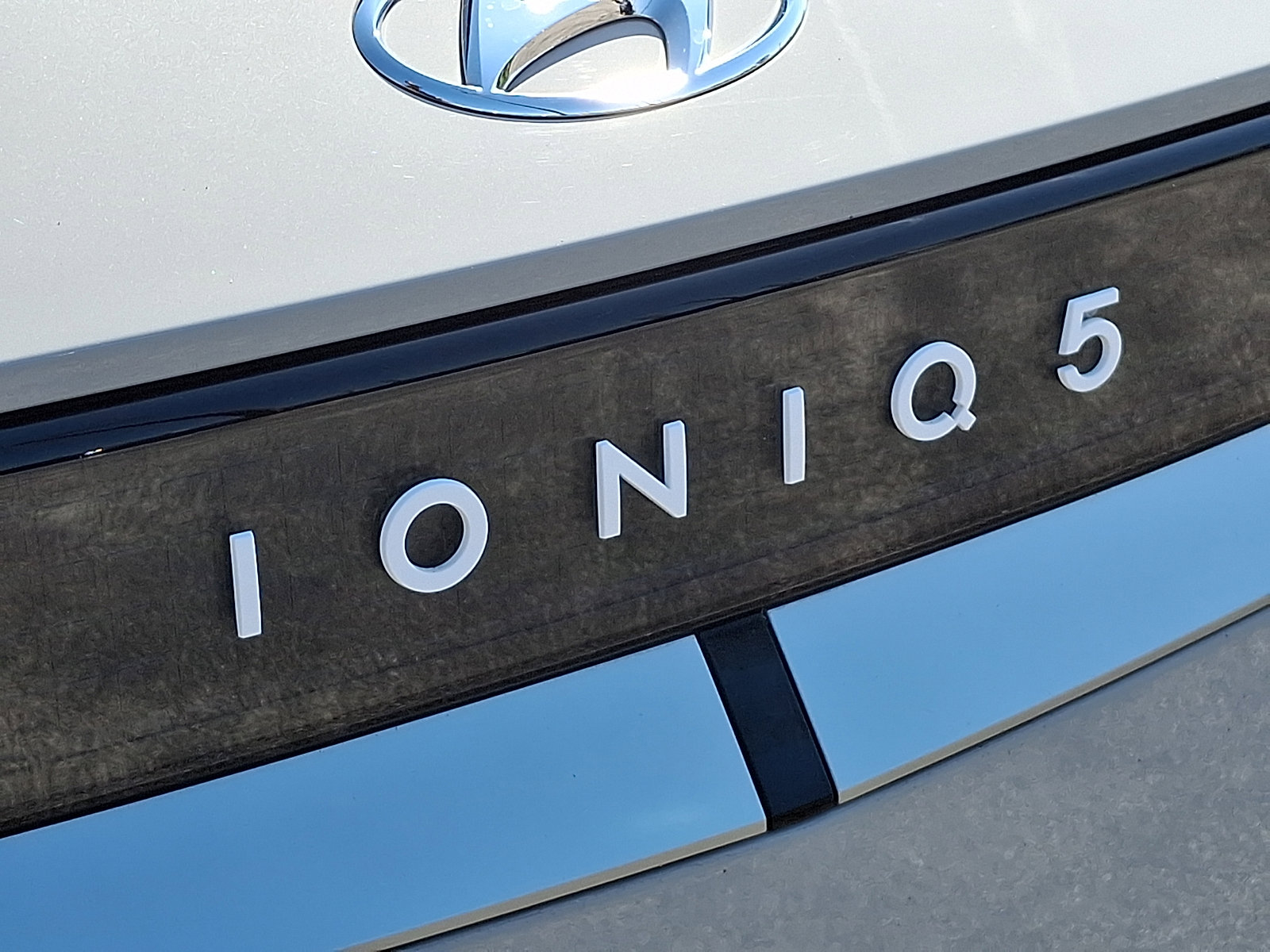 Used 2023 Hyundai Ioniq 5 SEL image 33