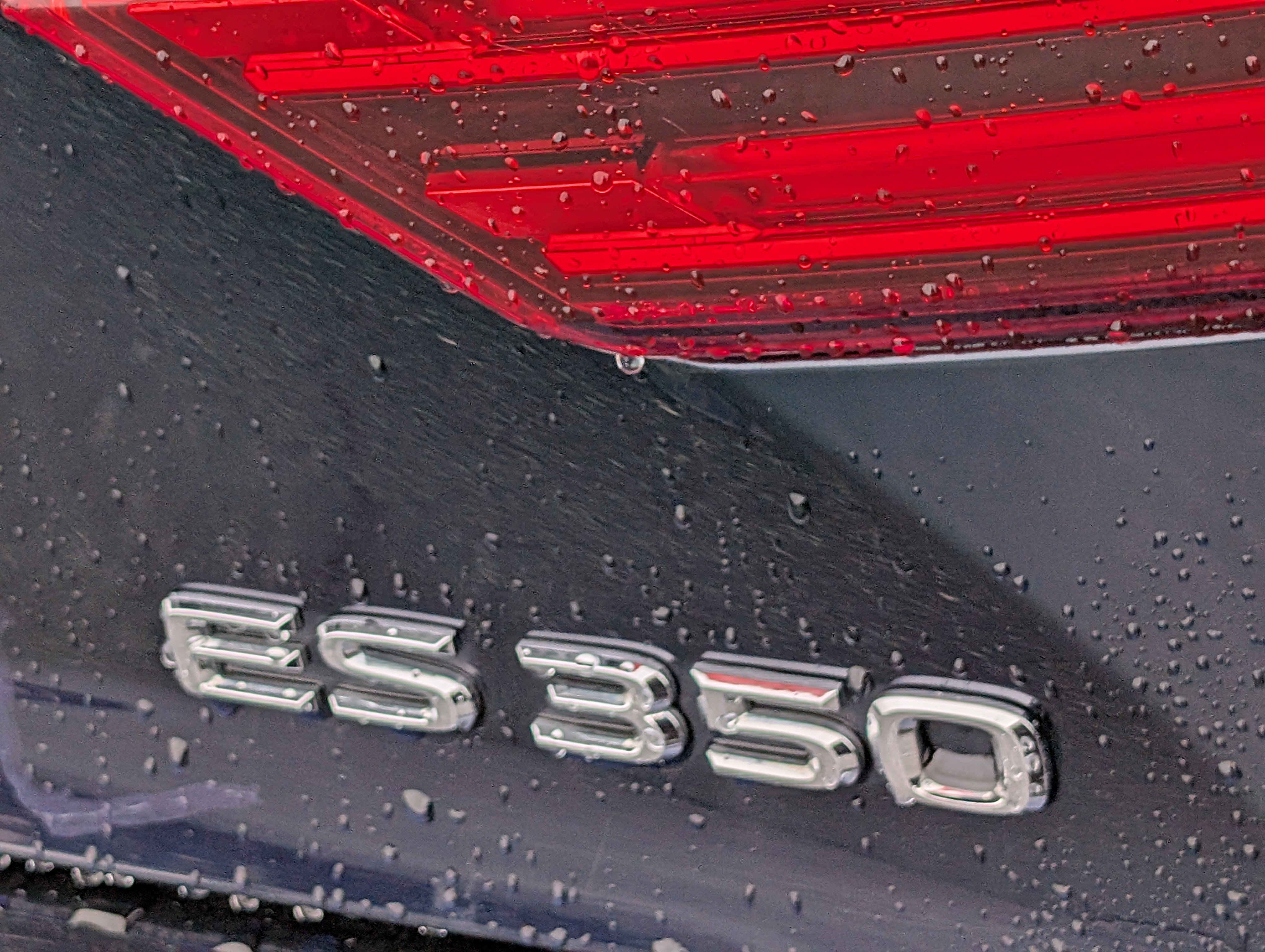 Used 2018 Lexus ES 350 w/ Luxury Package w/Wood Trim image 9