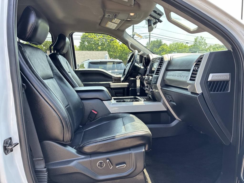 Used 2017 Ford F250 Lariat w/ Chrome Package AWD/4WD image 9