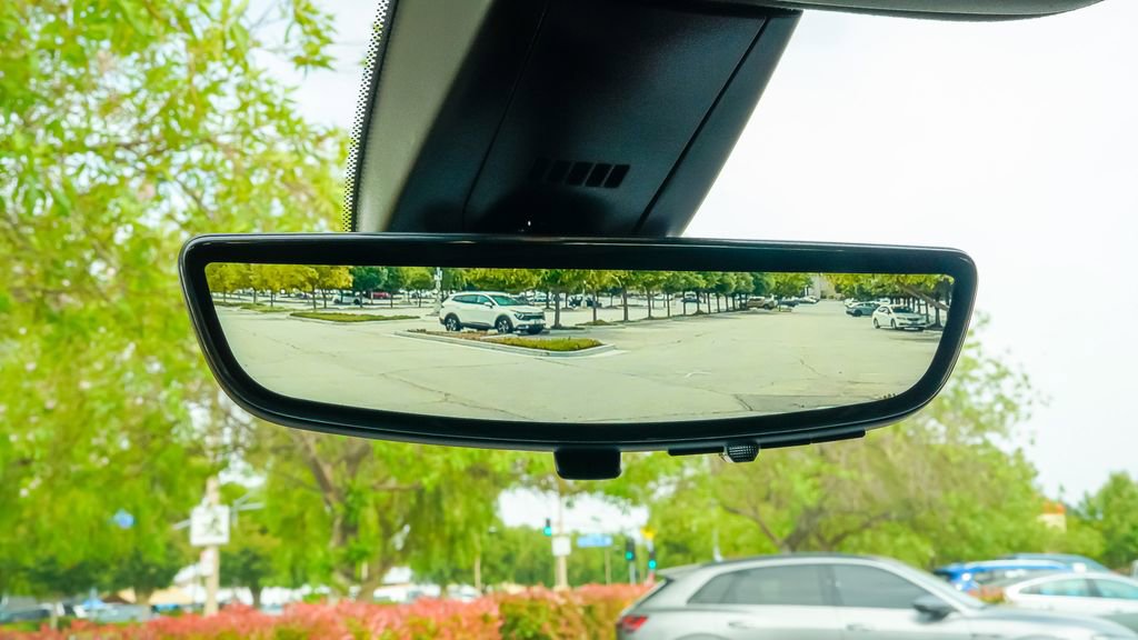 Certified 2025 Cadillac XT6 Premium Luxury w/ Platinum Package image 38