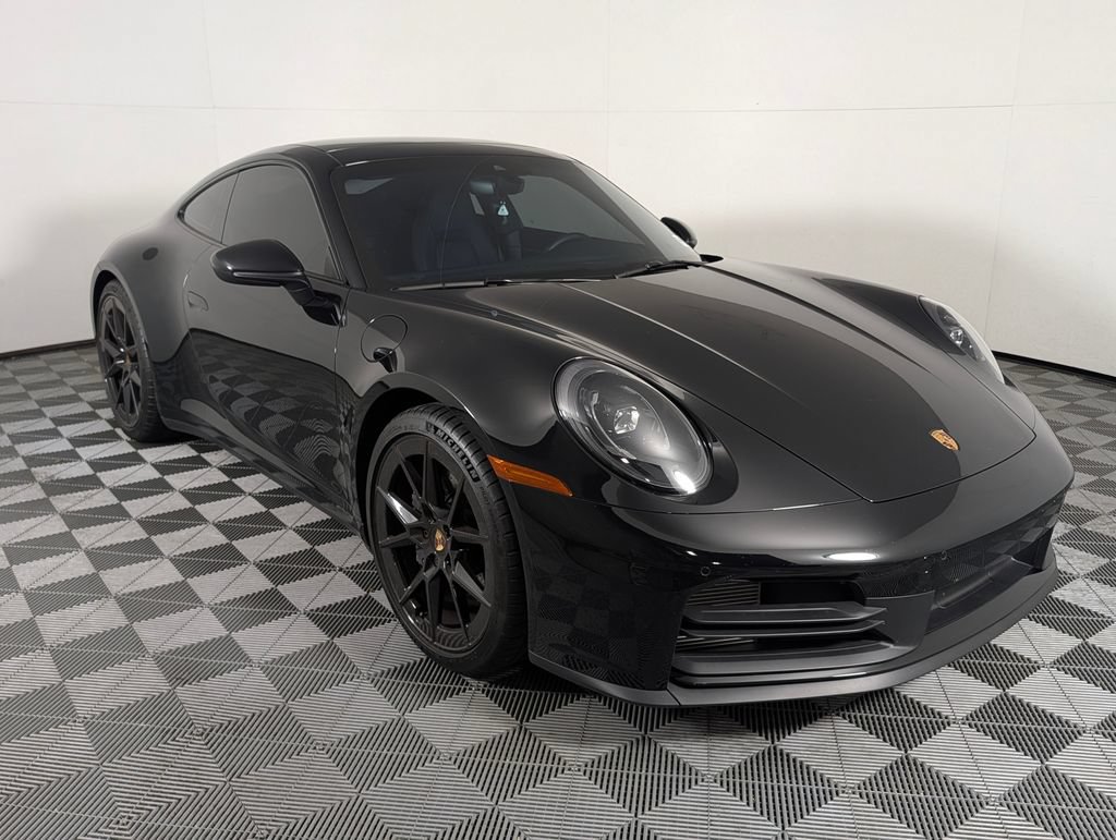 Certified 2025 Porsche 911 Carrera RWD image 9