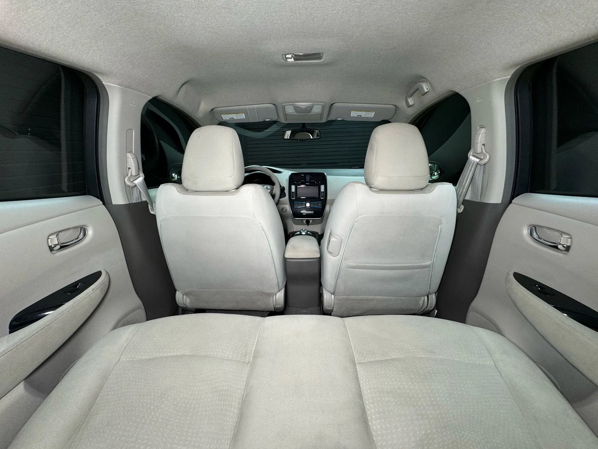 Used 2012 Nissan Leaf SV image 15