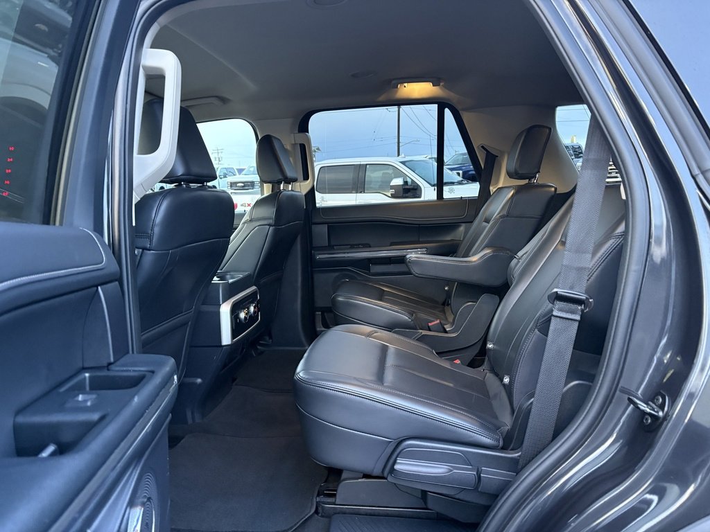 Certified 2024 Ford Expedition XLT image 37