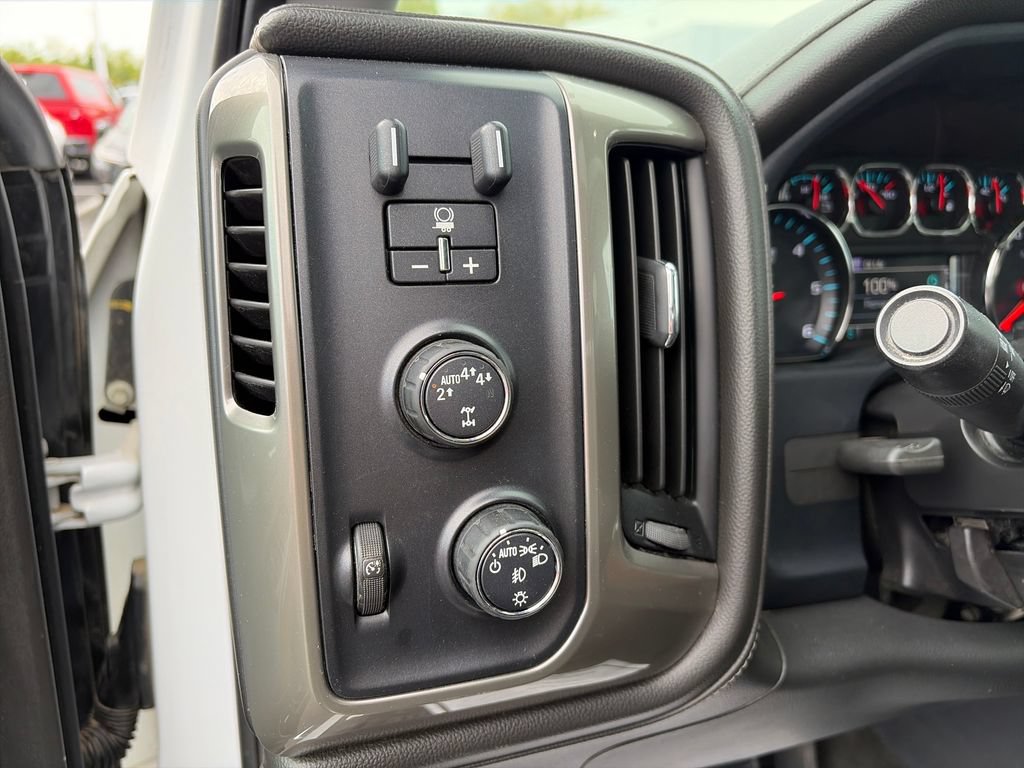 Used 2018 Chevrolet Silverado 1500 High Country AWD/4WD image 20