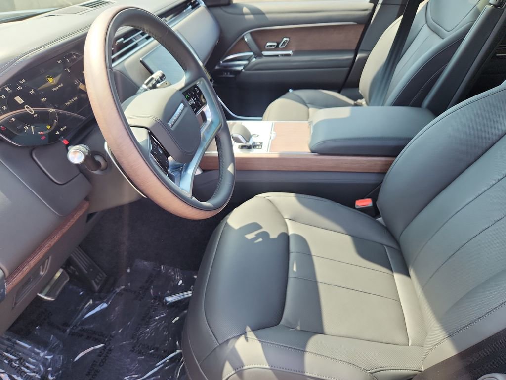 New 2025 Land Rover Range Rover SE image 23