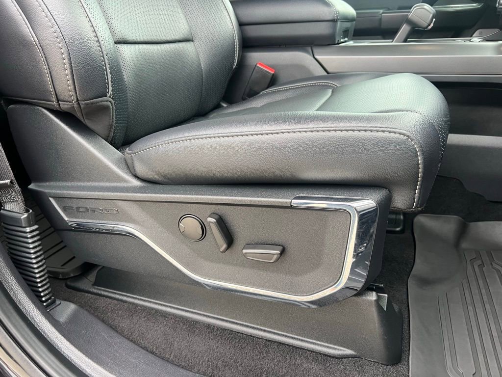 Used 2024 Ford F150 Lariat w/ FX4 Off-Road Package image 23