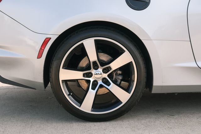 Used 2019 Chevrolet Camaro LT image 19