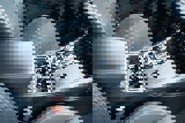 Used 2024 Mitsubishi Outlander SE Black Edition image 43