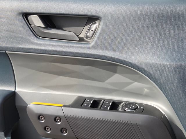 Certified 2025 Ford Maverick Tremor AWD/4WD image 27