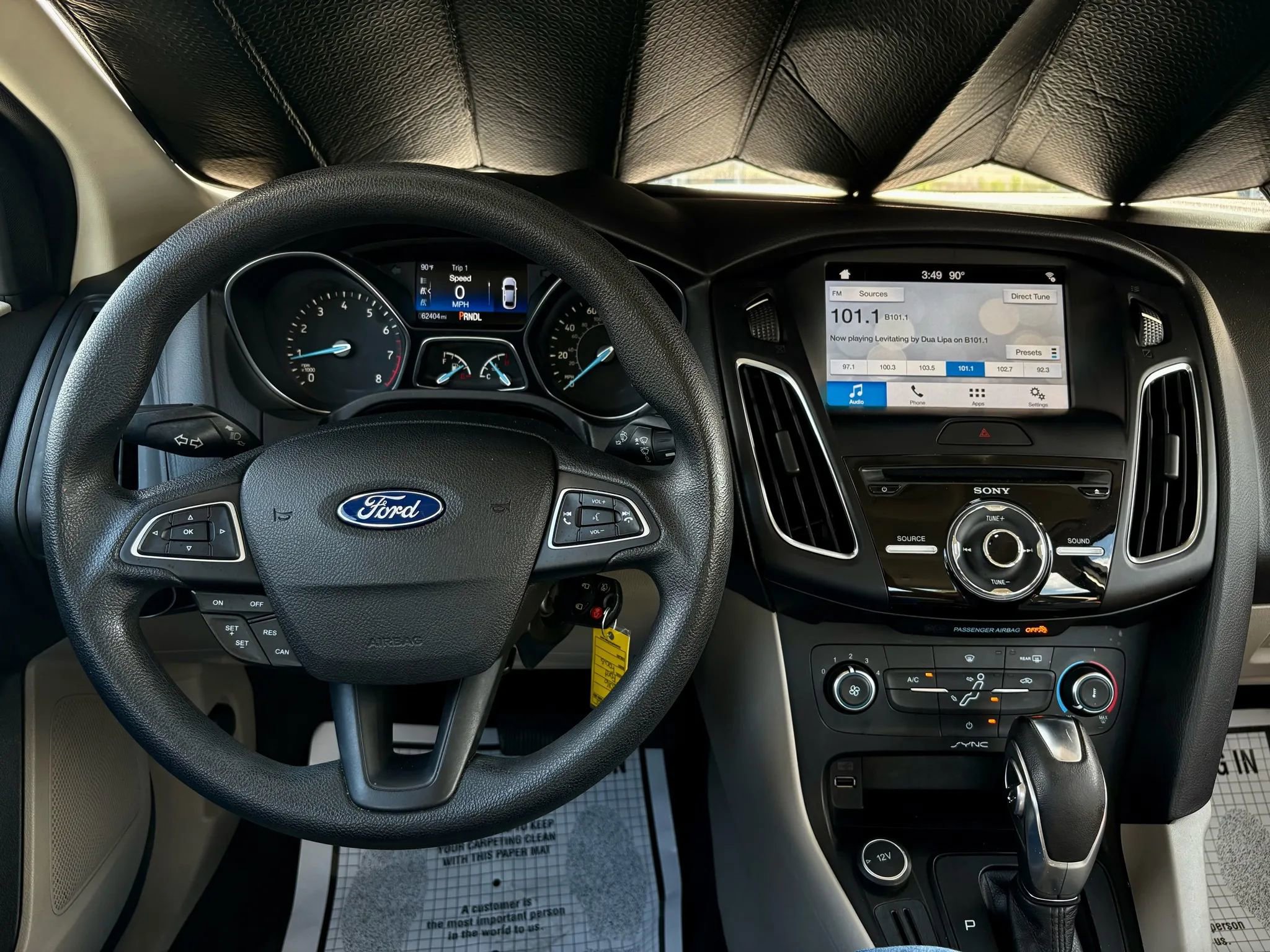 Used 2016 Ford Focus SE w/ SE Power Seat Package image 27