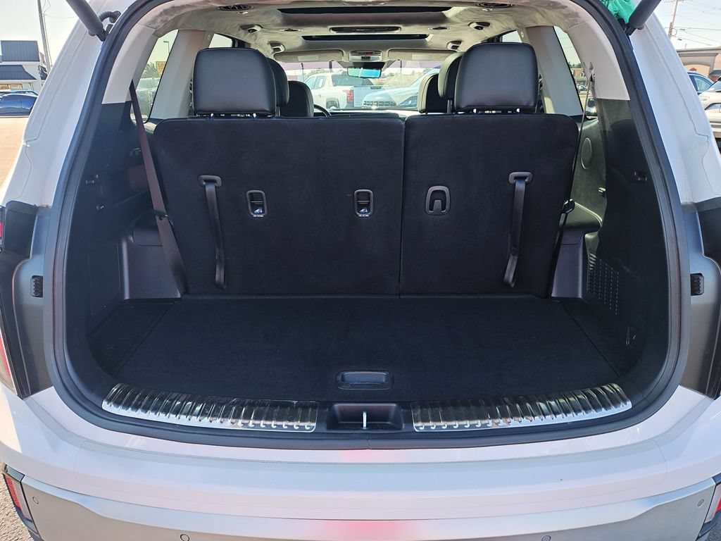 Used 2024 Kia Telluride SX Prestige w/ Towing Package AWD/4WD image 9