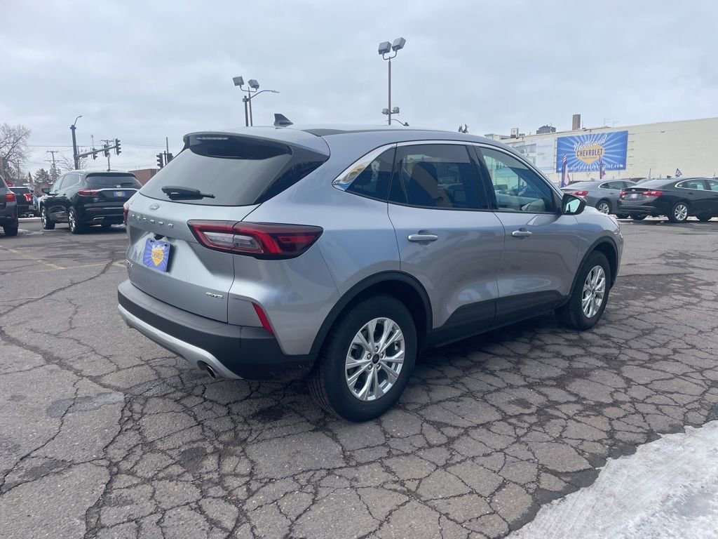 Used 2024 Ford Escape Active image 5