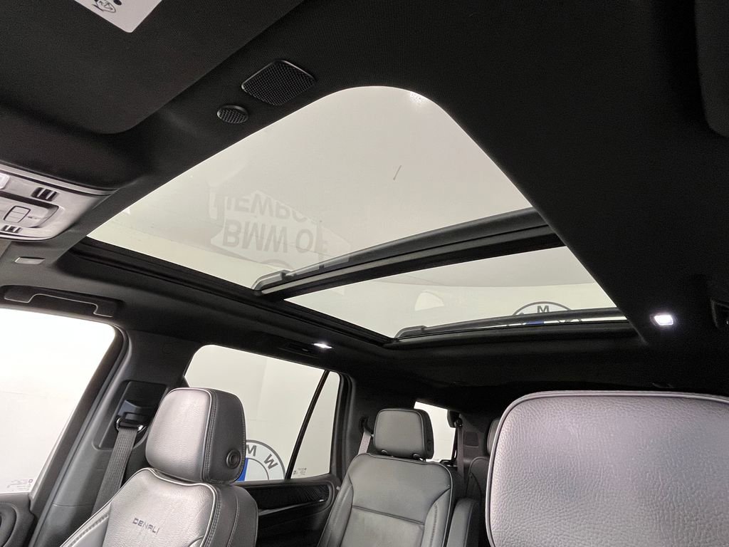 Used 2022 GMC Yukon Denali w/ Max Trailering Package image 33