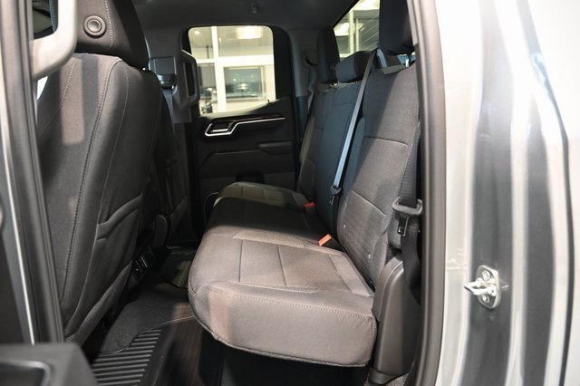 New 2026 GMC Sierra 1500 Elevation image 12