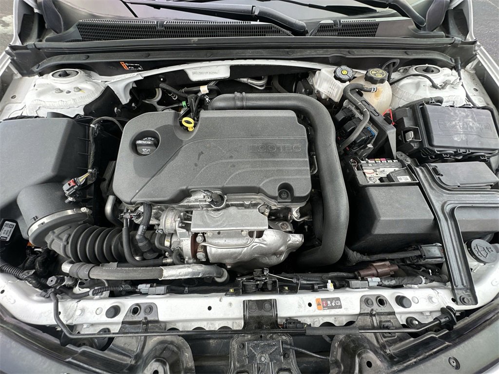 Used 2023 Chevrolet Malibu LT image 25