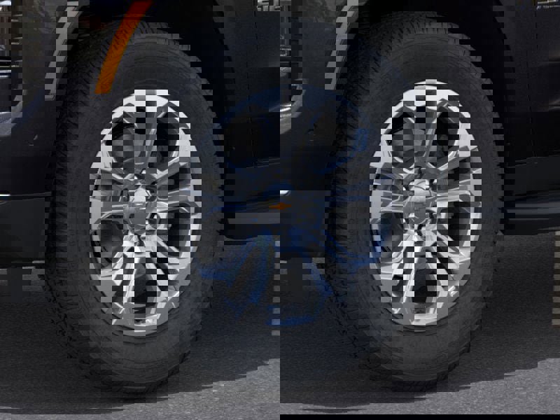 New 2026 Chevrolet Suburban LS image 9