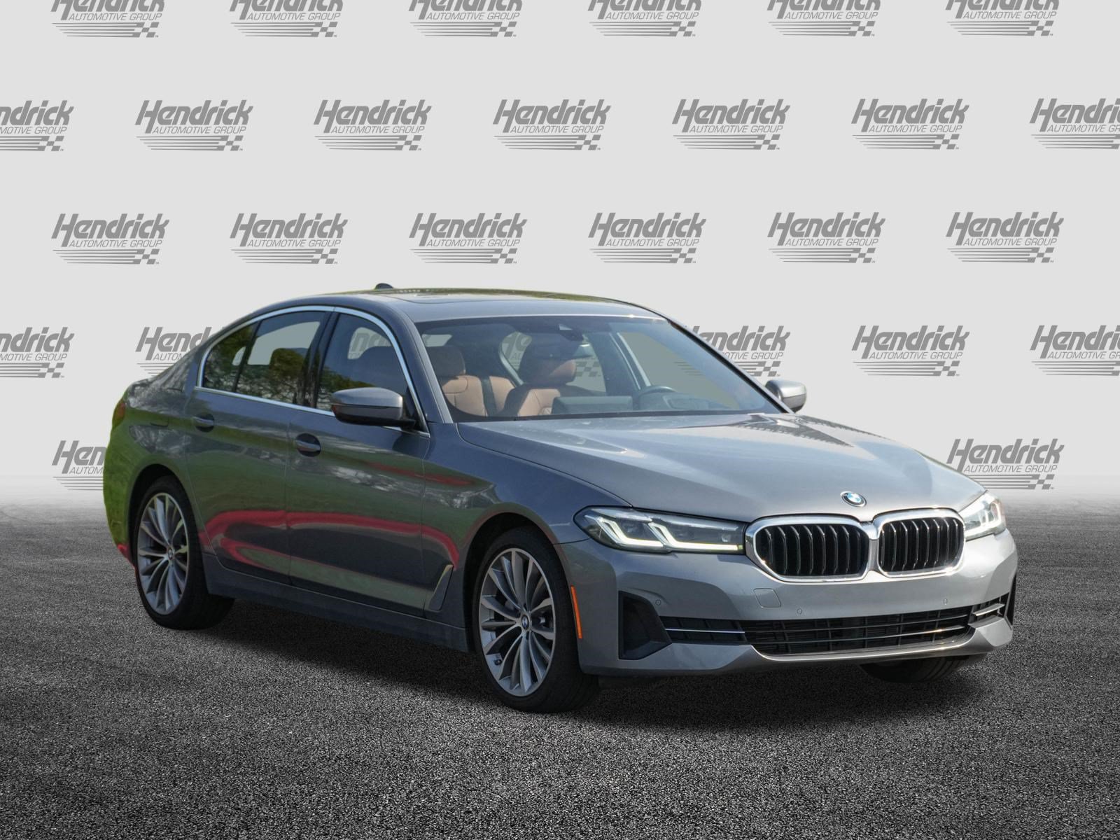 Certified 2023 BMW 530i xDrive w/ Premium Package AWD/4WD image 2