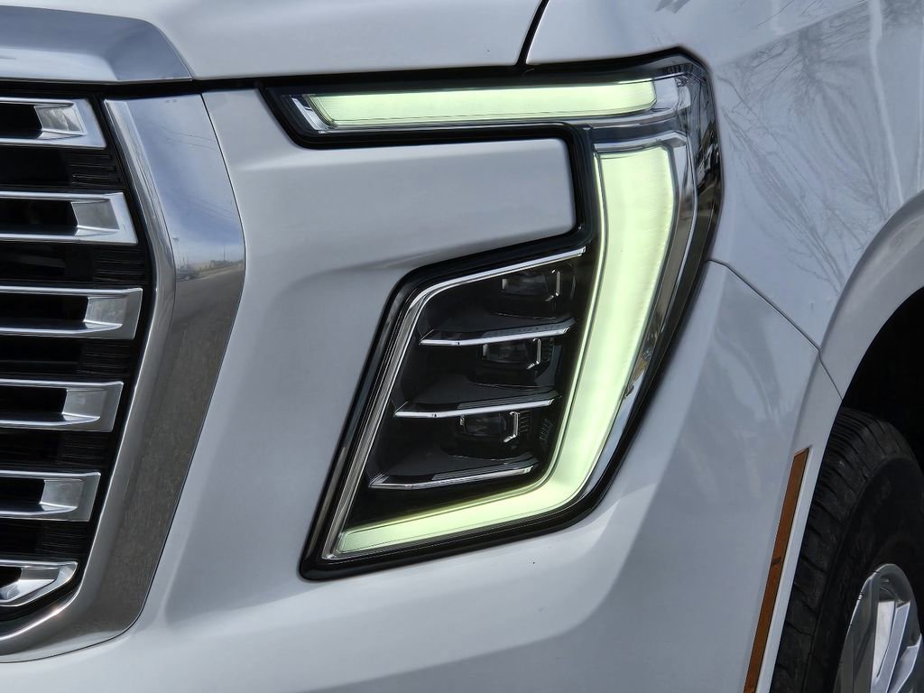 Used 2025 GMC Yukon Denali AWD/4WD image 39