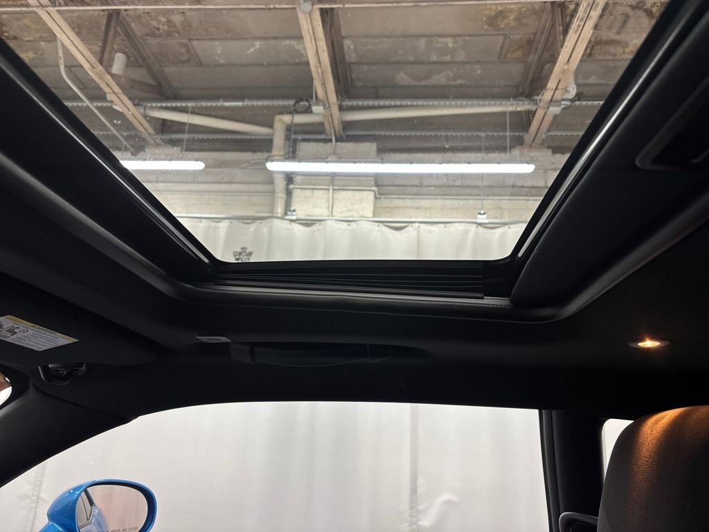 Used 2023 Dodge Challenger R/T w/ Blacktop Package image 21