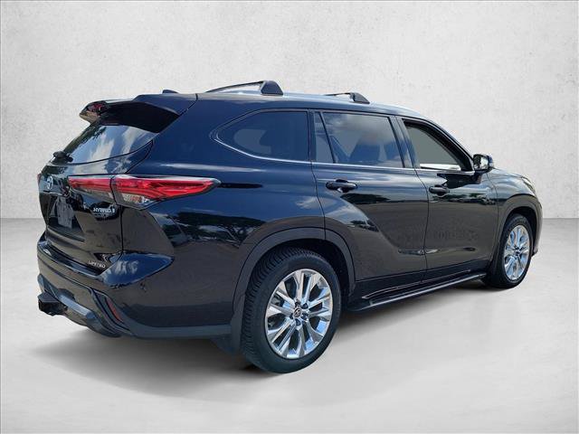Used 2020 Toyota Highlander Limited FWD image 5
