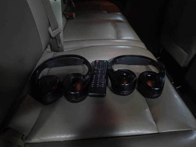 Used 2018 Nissan NV 3500 SL image 12