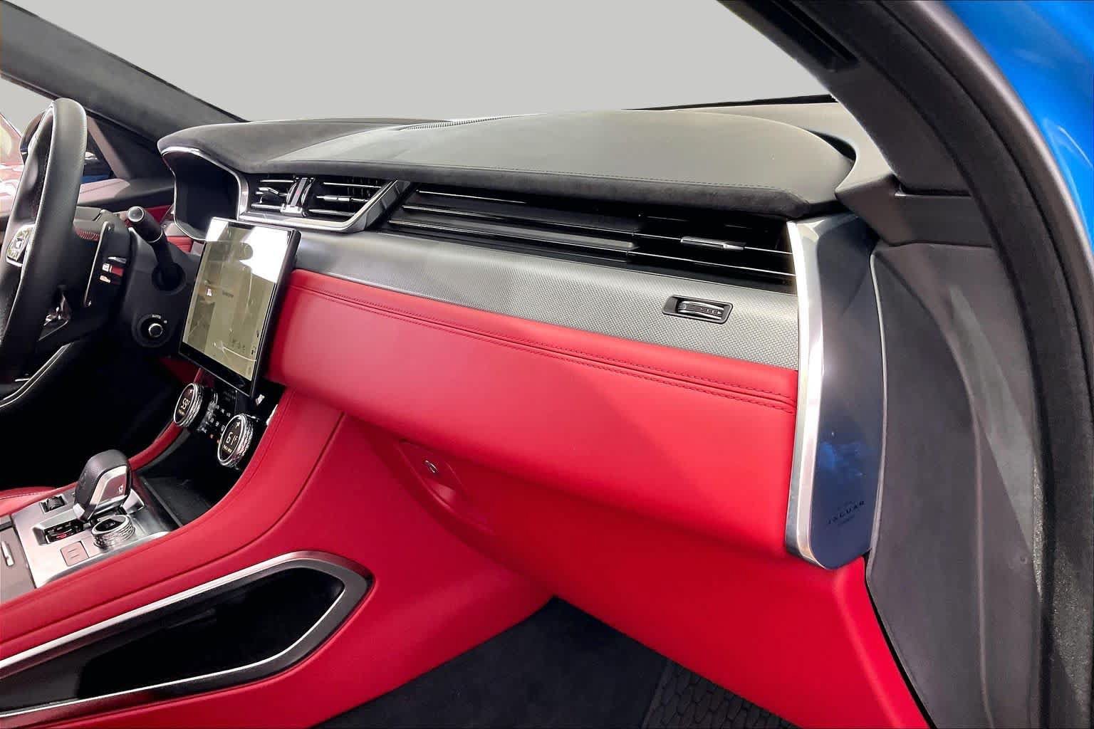 Used 2023 Jaguar F-PACE SVR AWD/4WD image 18