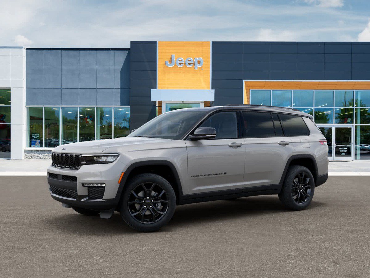 New 2025 Jeep Grand Cherokee L Limited AWD/4WD image 2