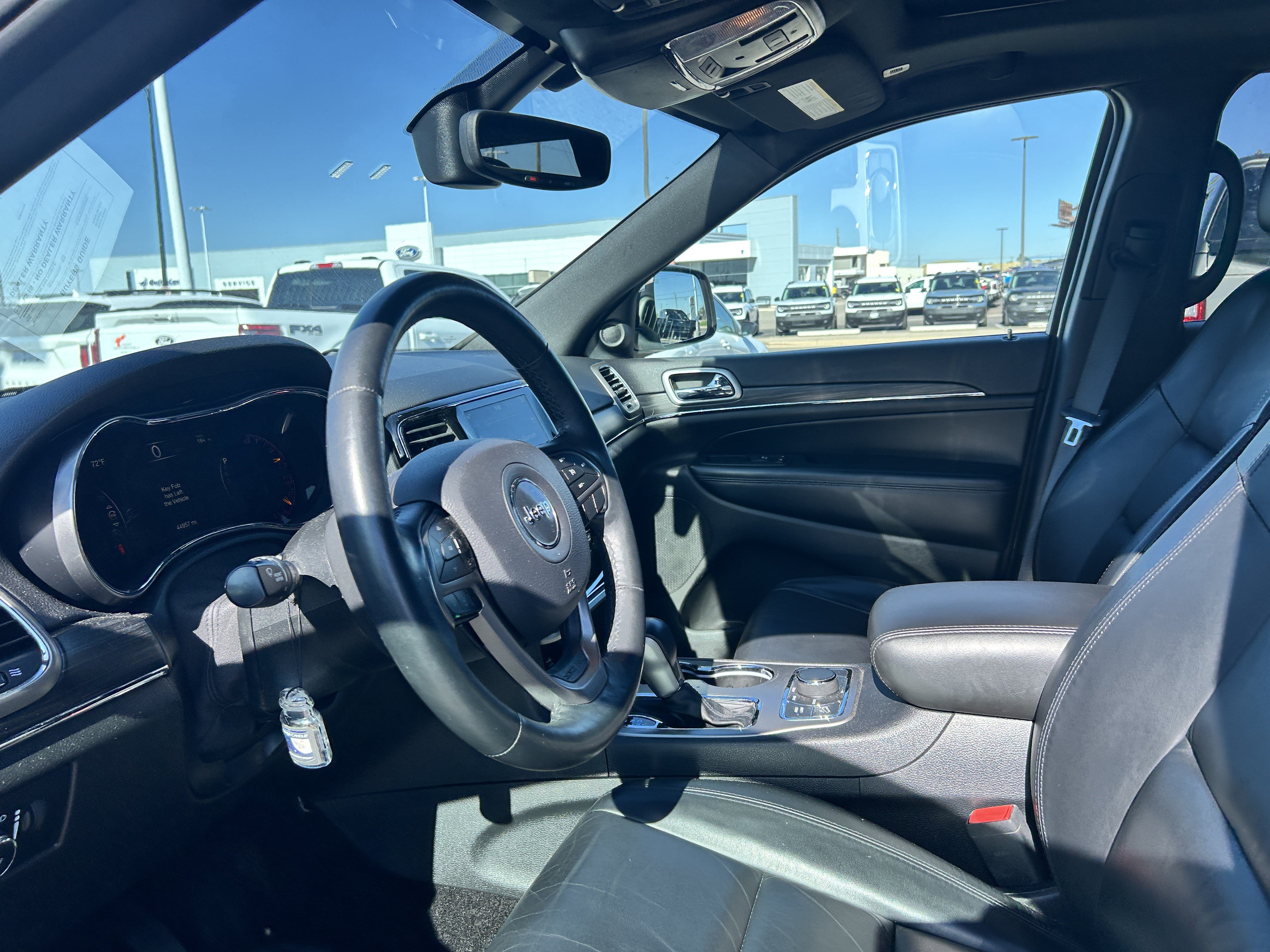 Used 2019 Jeep Grand Cherokee Limited AWD/4WD image 10